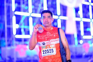 BIB: 22525
                            <button type="button" onclick="openModal(17052462)" class="btn btn-primary btn-sm float-right btn-popup" data-toggle="modal" data-target=".modal-high-quality">
                        <i class="fas fa-shopping-cart"></i> Add to Cart
                    </button>
                                            <button type="button" onclick="isThisMe(17052462, true)" class="btn btn-success btn-sm float-right btn-popup btn-isme hidden" data-toggle="tooltip" data-placement="bottom" title="นี่คือรูปของคุณใช่ไหม คลิกที่นี่เพื่อเอาเข้าอัลบั้ม">
                        <i class="fas fa-plus"></i> Add to album
                    </button>
                    <button type="button" onclick="isThisMe(17052462, false)" class="btn btn-warning btn-sm float-right btn-popup btn-isnotme hidden">
                        <i class="fas fa-ban"></i> Remove from album
                    </button>